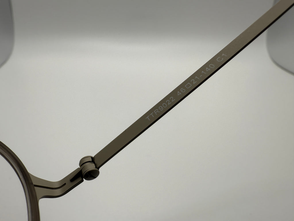 TTR9022 Unisex style;  Ultra-thin stainless steel with BIO-TR rim on the front ,very strong toughness