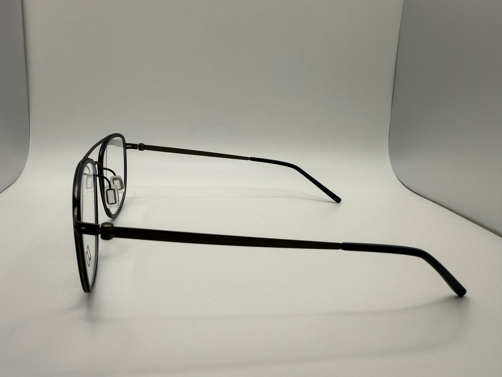 TTR9019 Men style;  Ultra-thin stainless steel with BIO-TR rim on the front ,very strong toughness