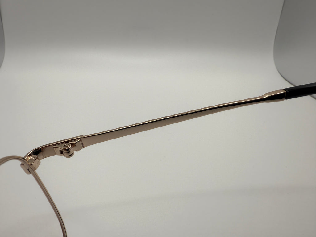 NOT24021 Unisex; B titanium front and temple with acetate tips