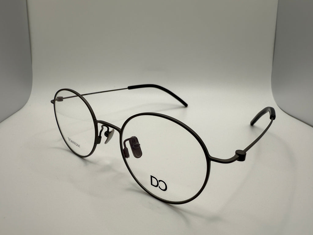 NOT24095(23801) Unisex; B titanium front and temple with acetate tips