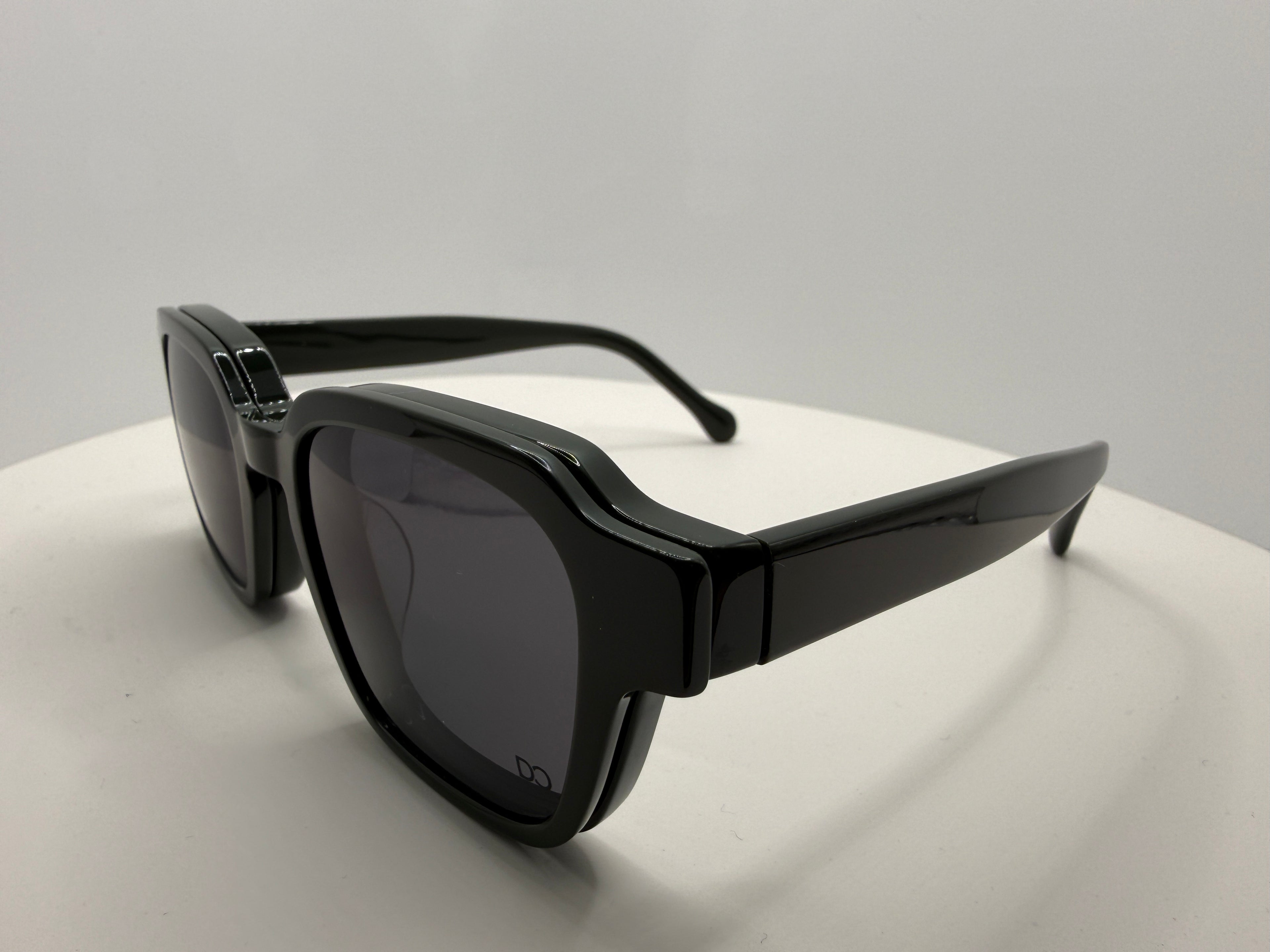 MB1653 Lady style Acetate frame with clippers