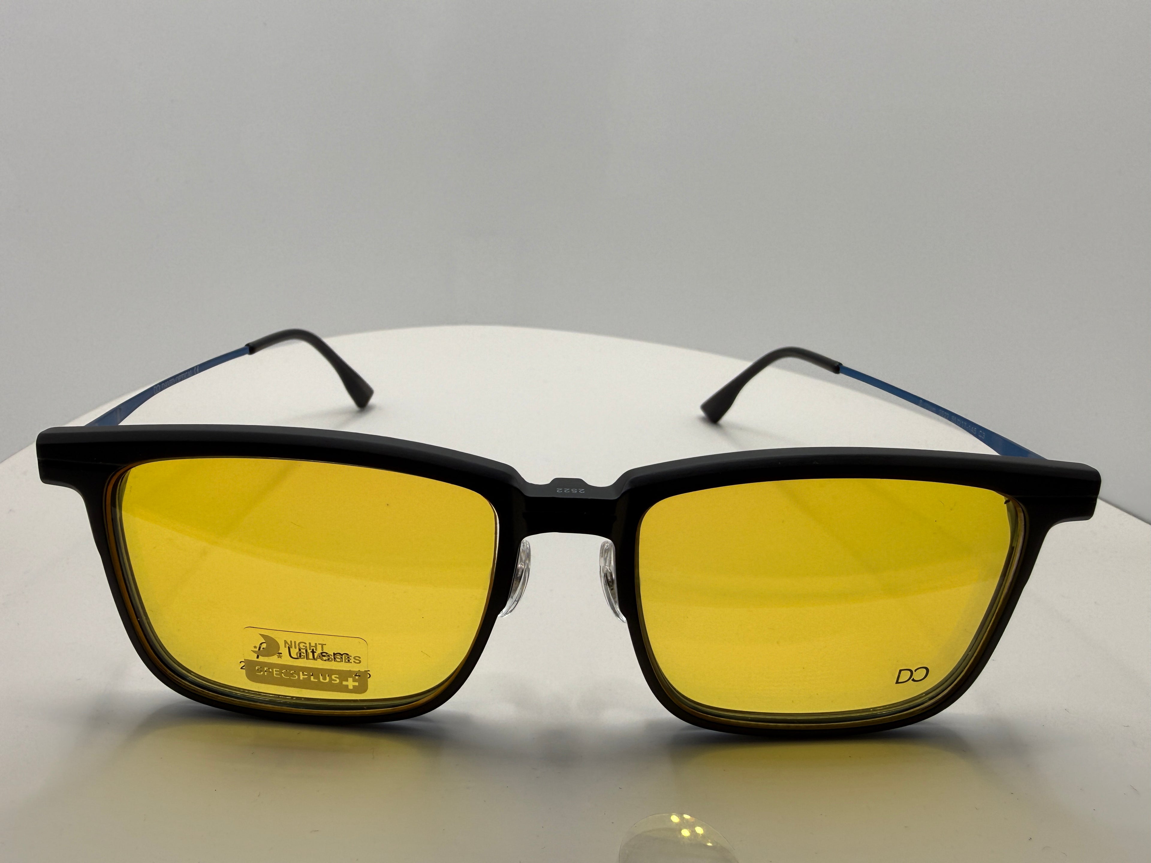 2522 Unisex Beta Uitem frame with clippers