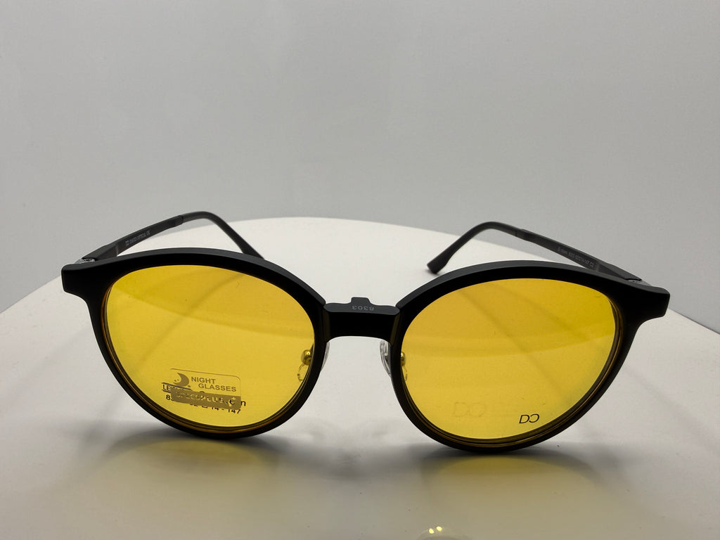 8303 Lady Beta Uitem frame with clippers