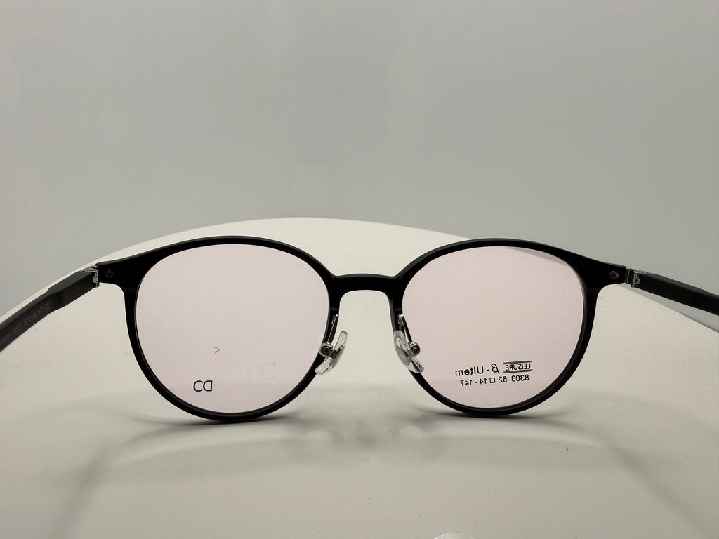 8303 Lady Beta Uitem frame with clippers
