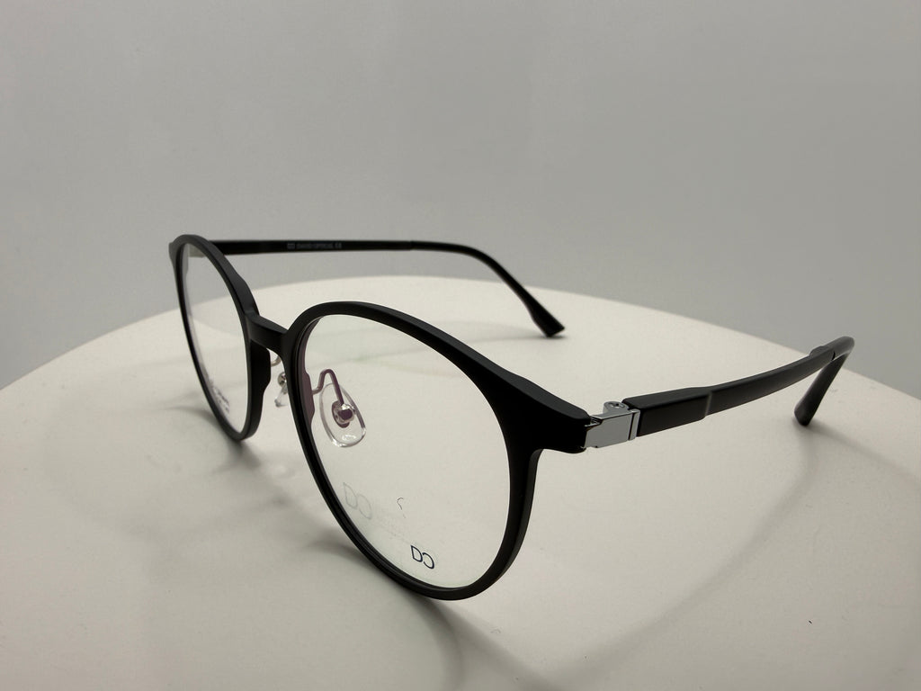 8303 Lady Beta Uitem frame with clippers