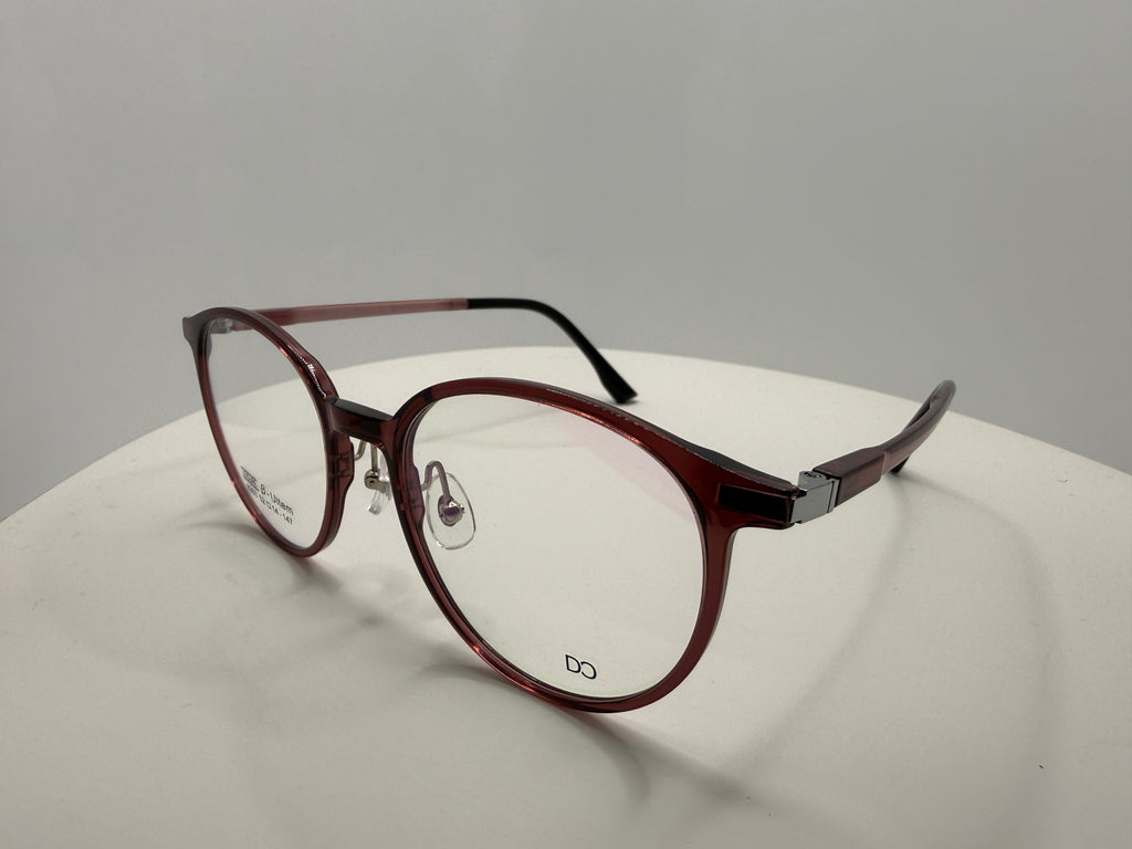 8303 Lady Beta Uitem frame with clippers