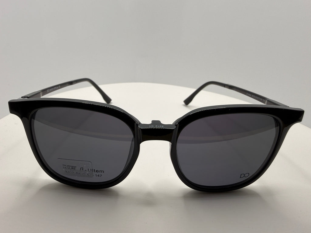 8312 Lady Beta Uitem frame with clippers