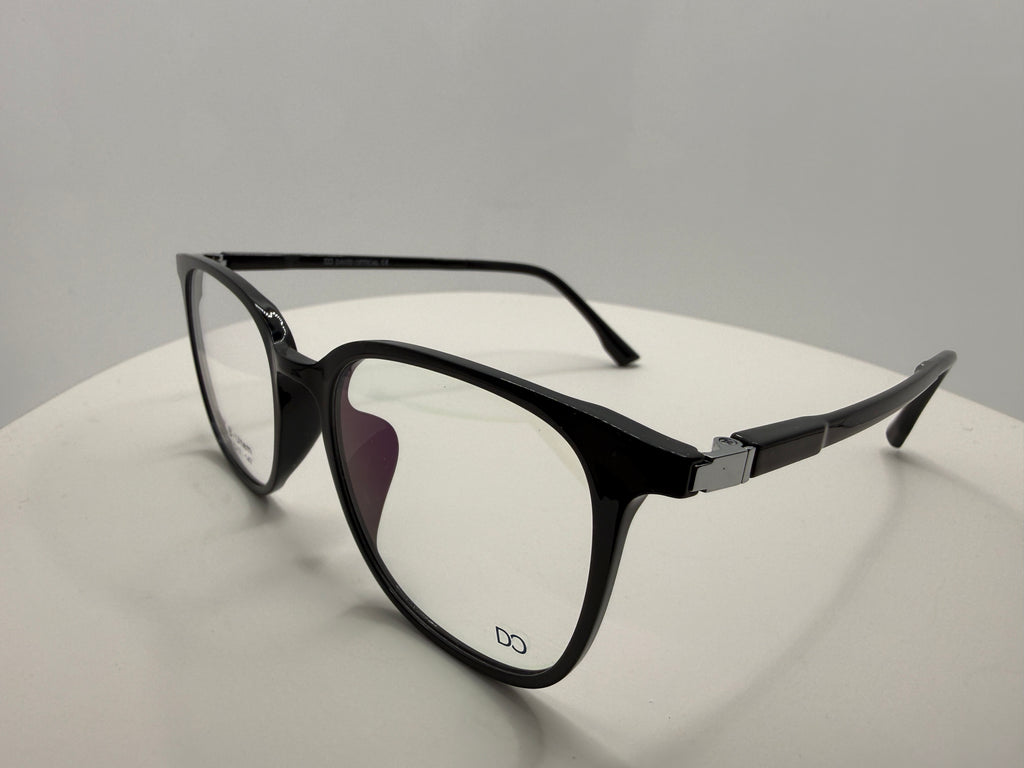 8312 Lady Beta Uitem frame with clippers