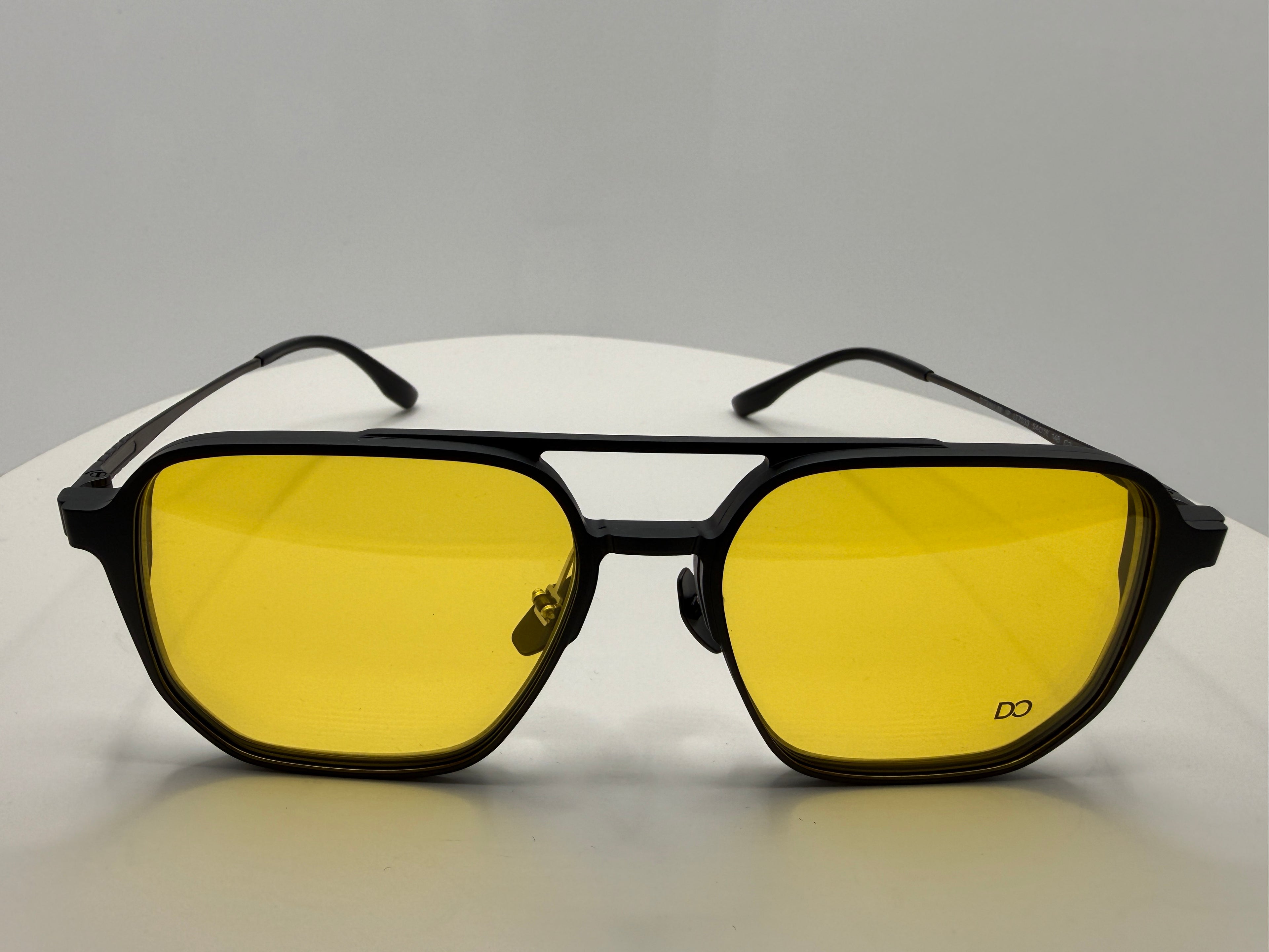 LT7033 C2 Titanium frame with clippers