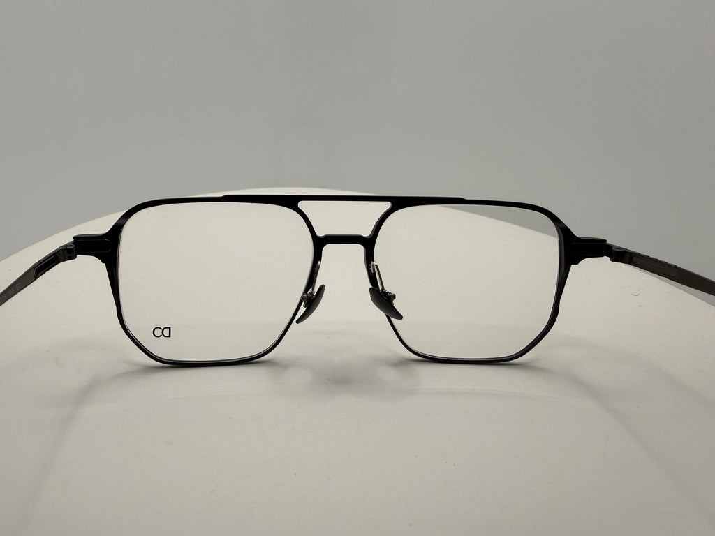 LT7033 C2 Titanium frame with clippers
