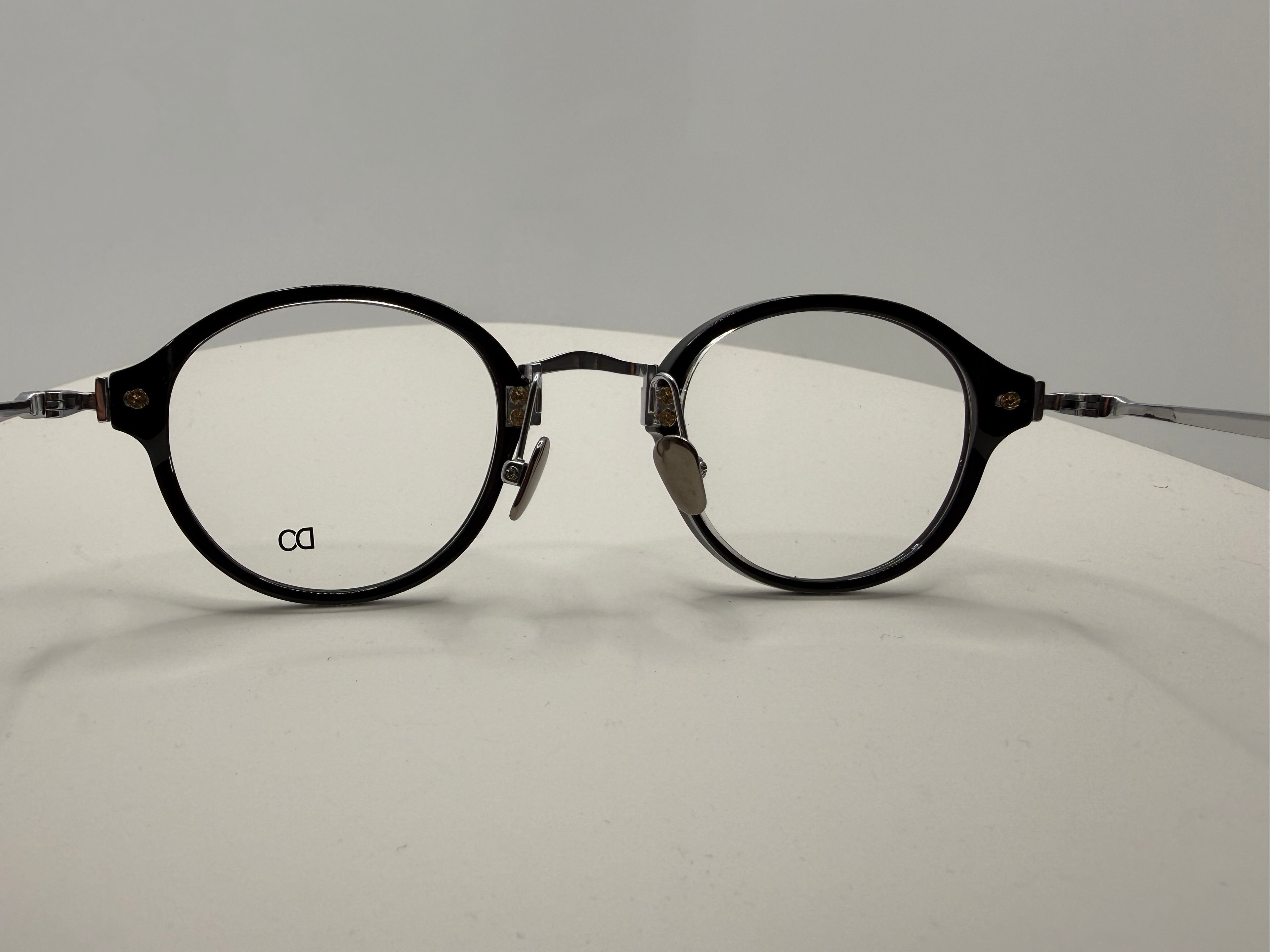 KMN182 Women style; Acetate front and temple with acetate tips