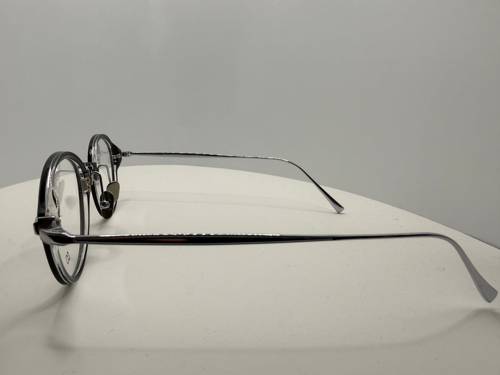KMN182 Women style; Acetate front and temple with acetate tips