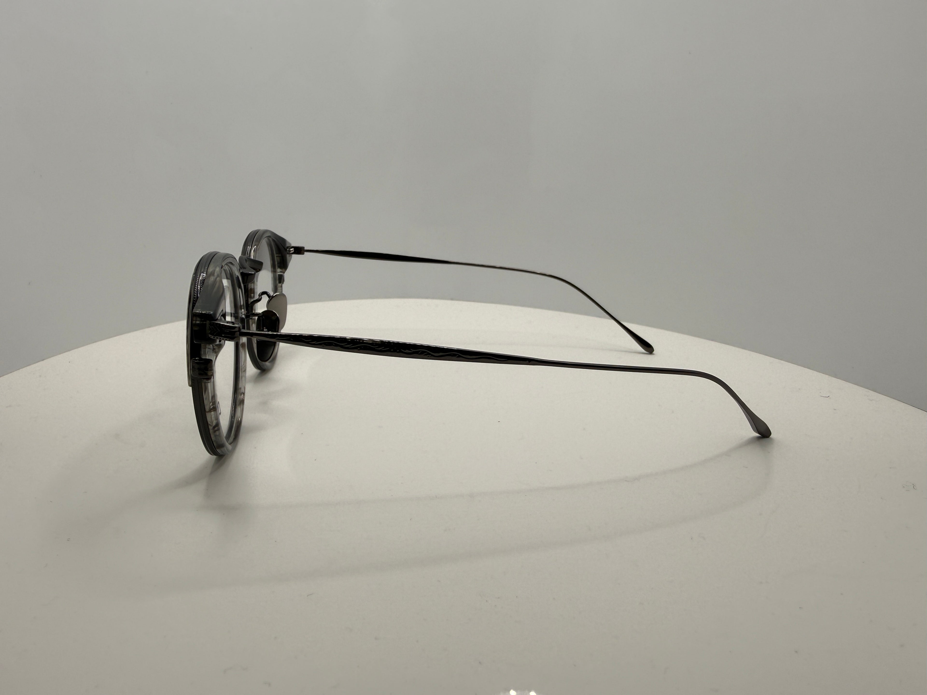 Z1615 Women style; Acetate front and temple with acetate tips
